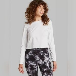 NWT Women's Wild Fable Long Sleeve Cropped Tee, White, Size Small